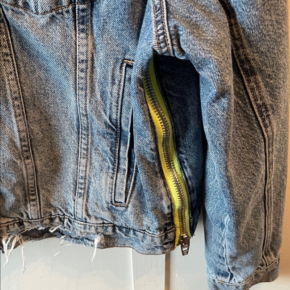 Denim Jacket with Frayed Hem - Picture 2 of 7